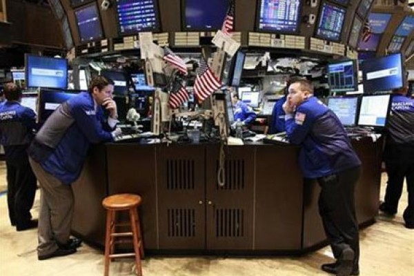Wall Street mixed after Yellen's economic warning