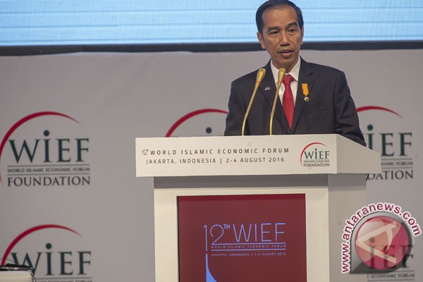 Indonesia's Islamic finance industry surges